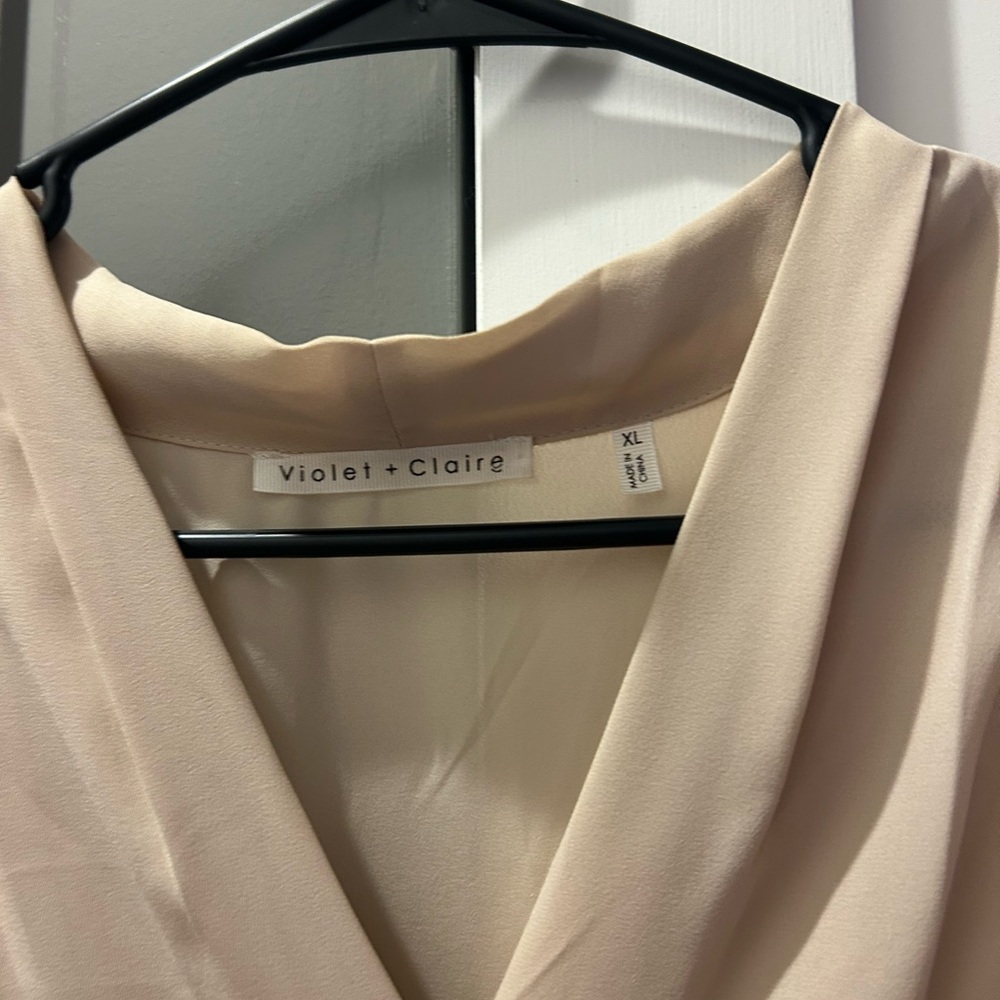Violet & Claire Cream Blouse - Picture 3 of 3